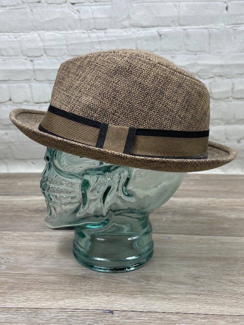 TAN AND BLACK TWEED LIKE FEDORA - Picture 4 of 12